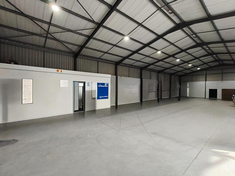 To Let Commercial Property for Rent in Southernwood Eastern Cape